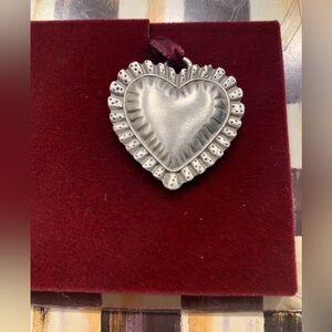 Longaberger Pewter Sweet Heart Tie-on